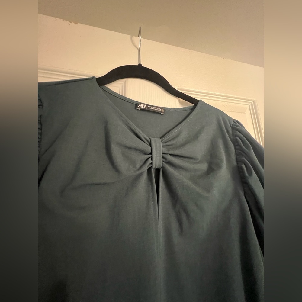 Zara blue shirt with bow NWOT - Picture 3 of 3